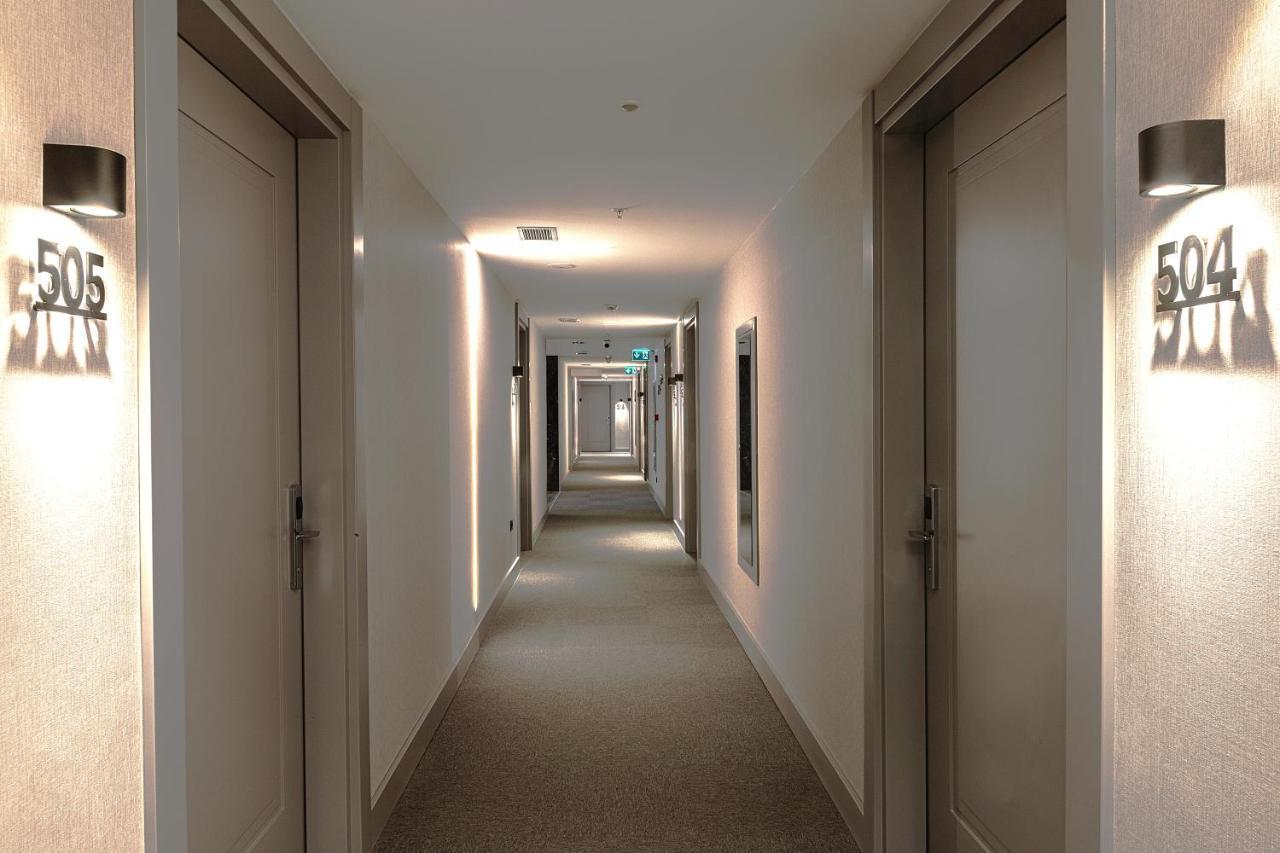Pera Bosphorus Hotel Istanbul Exterior photo